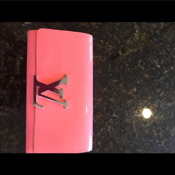 Louis Vuitton “LOUISE” Wallet (Retied Color) - Picture 2 of 6